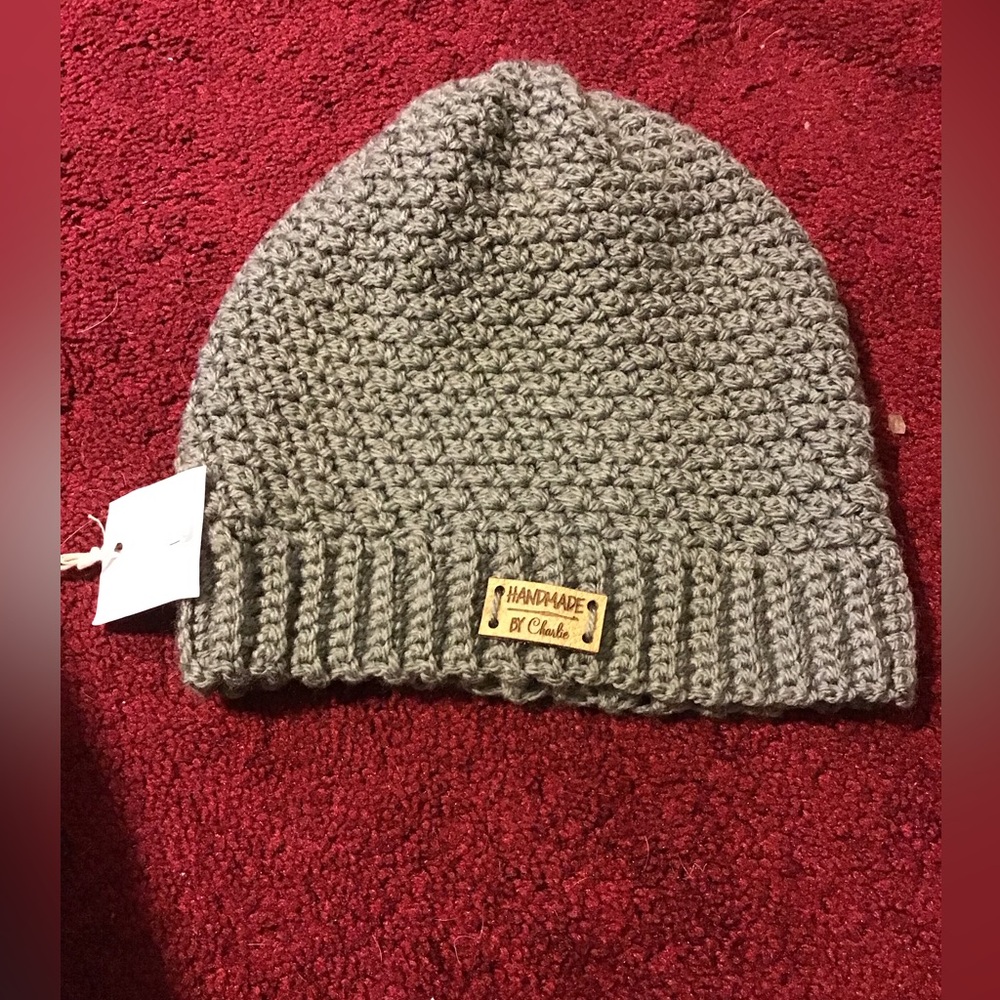 CHARLIES CROCHET HANDMADE BEANIE HAT NWT OS FITS CORNFLOWER BLUE UNI